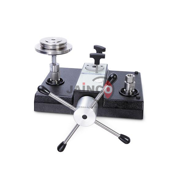 Precision Pressure Gauge Calibrator